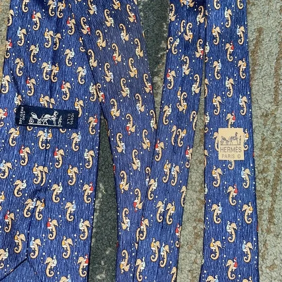 Vintage Hermes Silk Necktie "Seahorse Jockeys" - Picture 5 of 5